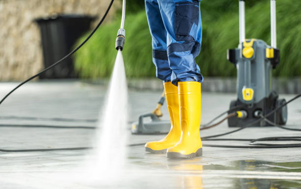 Best Roof Power Washing Services  in North Lindenhurst, NY